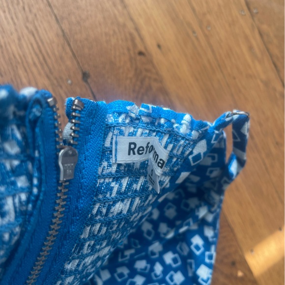 Reformation Overland Linen Top blue white, size 0, excellent condition - Picture 3 of 4